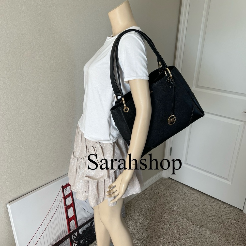 🌼Michael Kors Purse Set - Picture 7 of 16